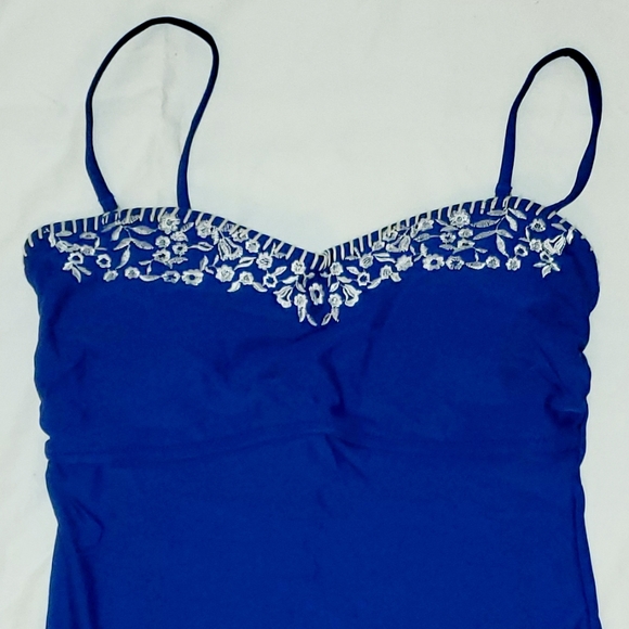 $SOLD$ Cupshe Bathing Suit 2 Pc Embroidered Bikini - Picture 5 of 7